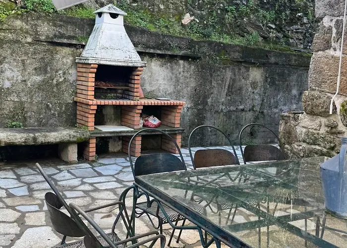 Casa As Cernadas Mountain & Sea Tatil Evi *